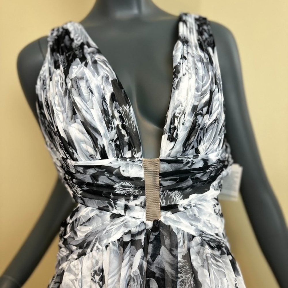 AIDAN by AIDAN MATTOX FLORAL DOUBLE V GOWN - Picture 4 of 11